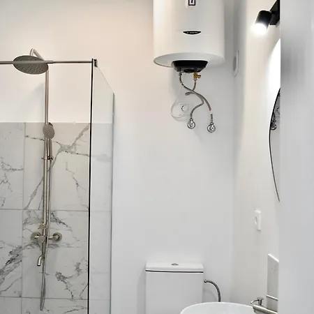 Tzatziki Daire Kavala