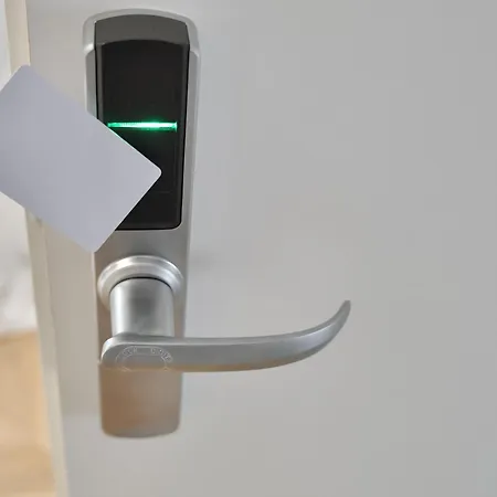 Tzatziki 아파트 *