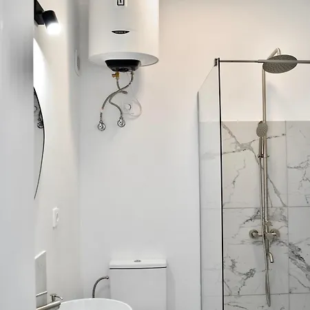 Tzatziki 아파트 카발라