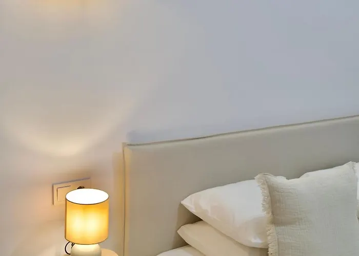 Tzatziki Lägenhet *